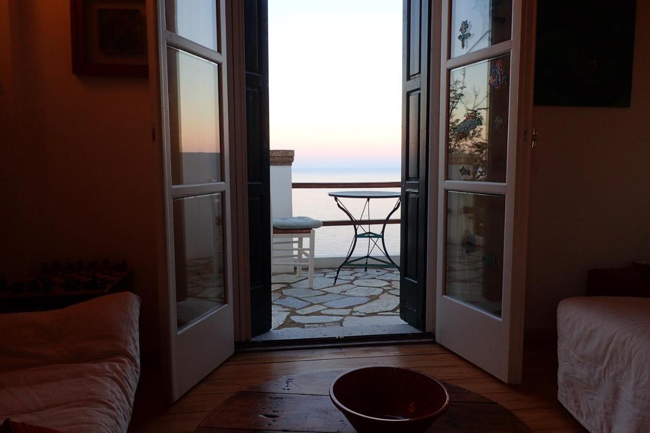 Eastern Wind Home Skyros Exteriör bild